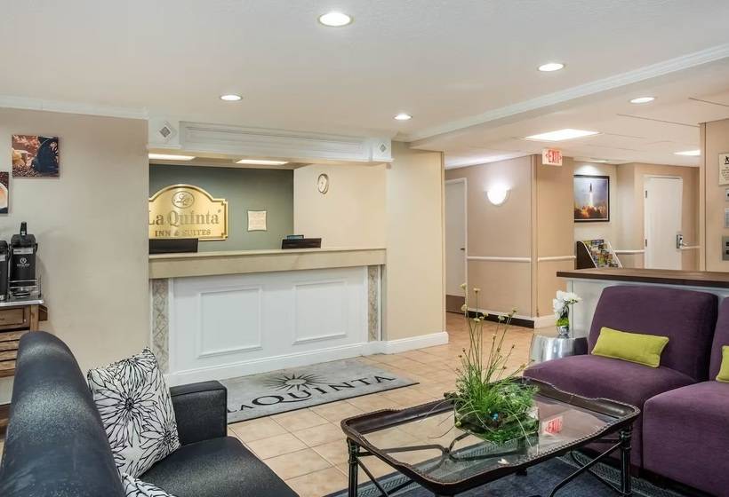 هتل La Quinta By Wyndham Melbourne Viera