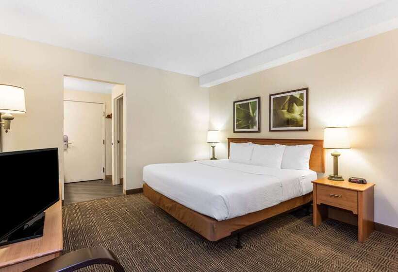 ホテル La Quinta By Wyndham Orlando South