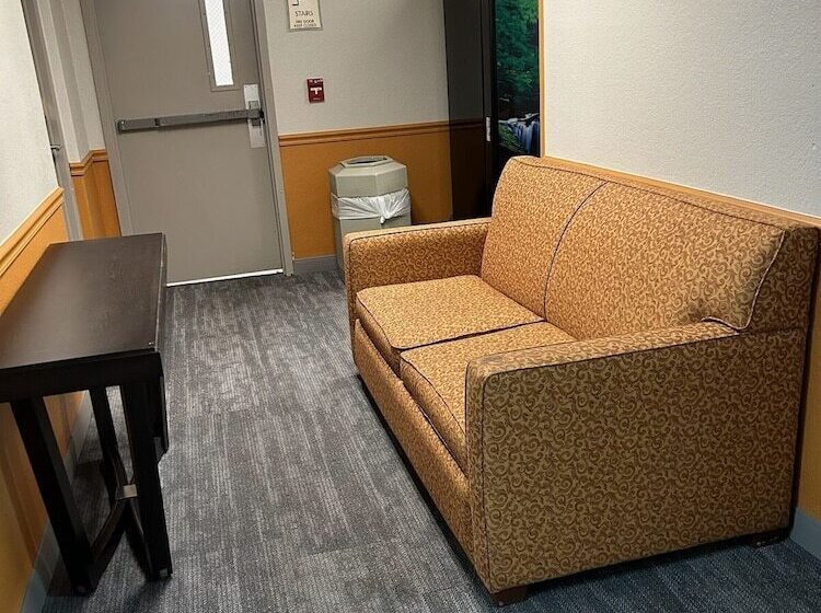 Fotos del hotel La Quinta By Wyndham Orlando South:  31