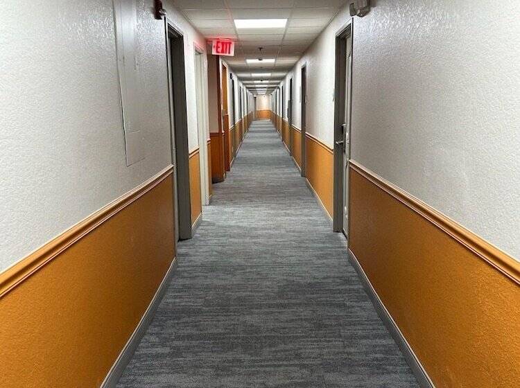 Fotos del hotel La Quinta By Wyndham Orlando South:  53