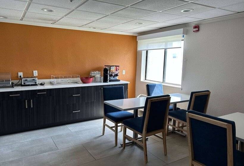 Fotos del hotel La Quinta By Wyndham Orlando South:  49