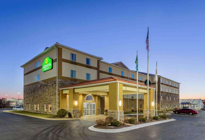 هتل La Quinta By Wyndham Rockford