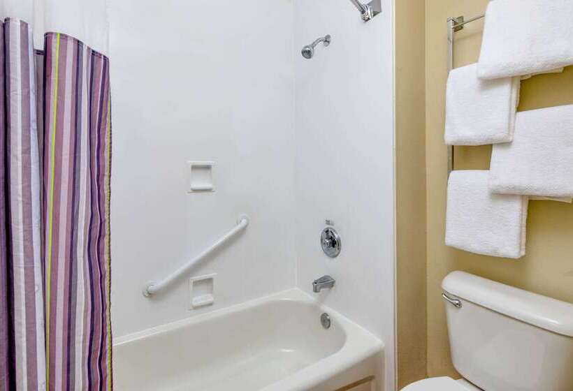 هتل Spark By Hilton Savannah Midtown