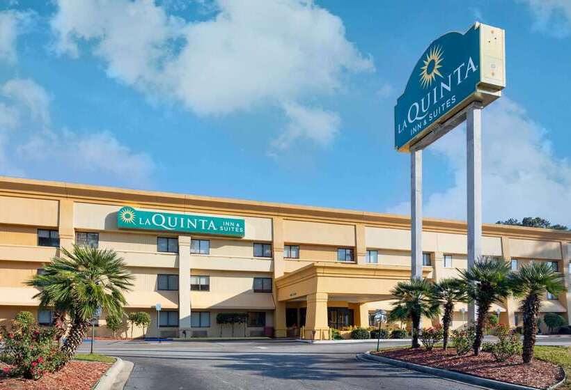 호텔 La Quinta Inn & Suites By Wyndham Savannah Southside