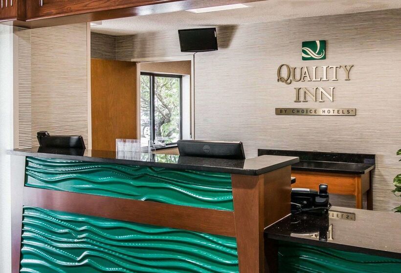 Отель Quality Inn And Suites Warren