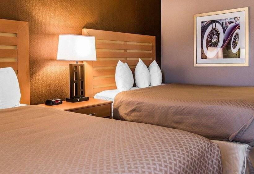 هتل Quality Inn & Suites Warren   Detroit