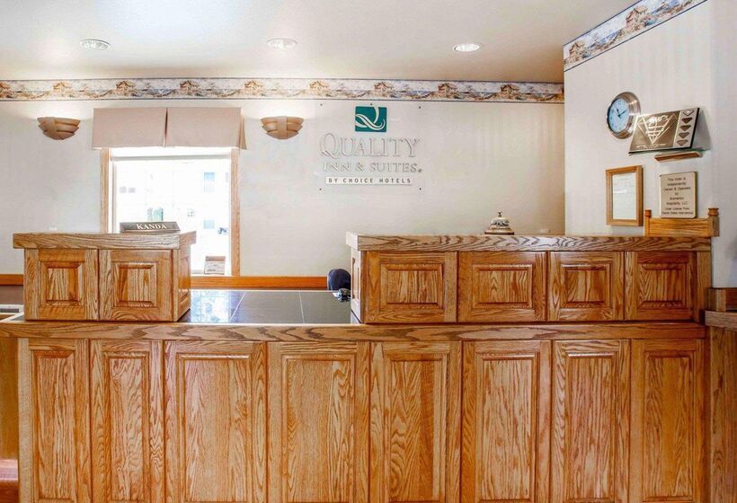 فندق Quality Inn & Suites Bremerton Near Naval Shipyard