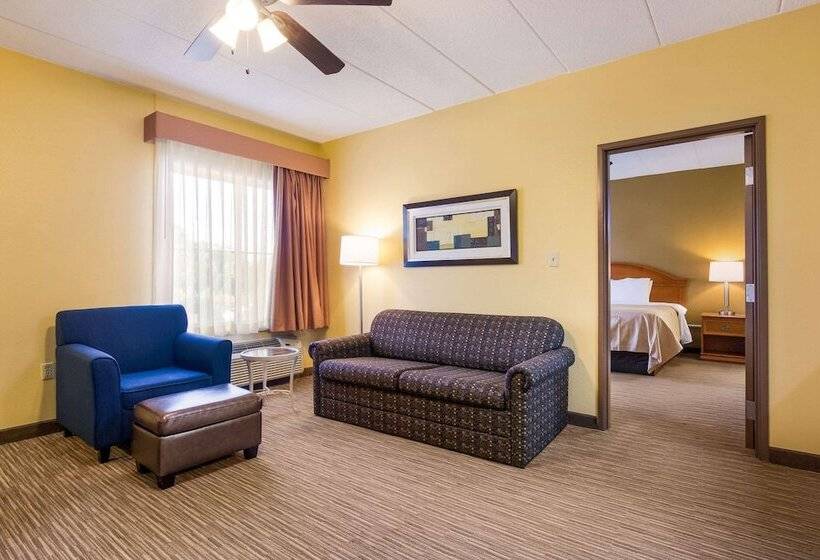هتل Quality Inn & Suites Cvg Airport