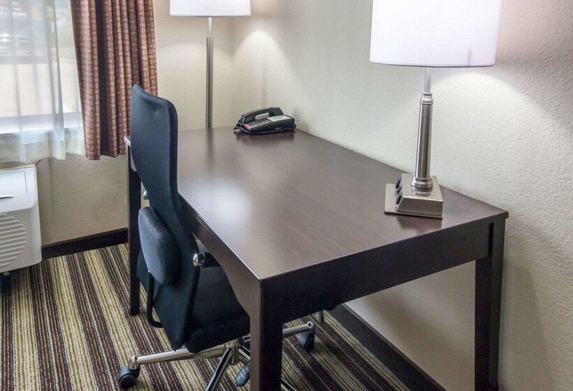 هتل Quality Inn & Suites