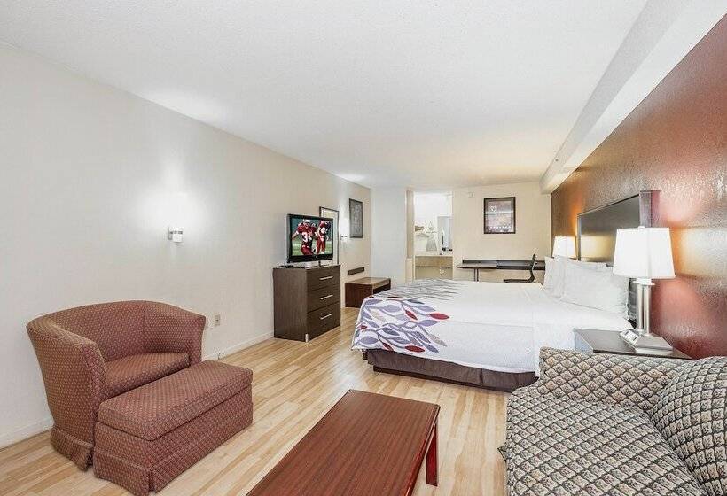هتل Red Roof Inn & Suites Rome