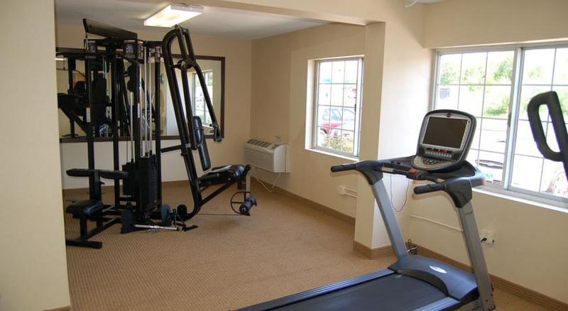 فندق Rodeway Inn & Suites