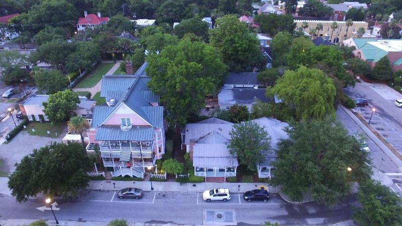 هتل The Beaufort Inn