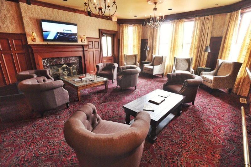 هتل The Beaufort Inn