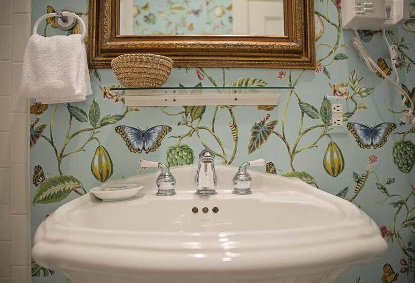 هتل The Beaufort Inn