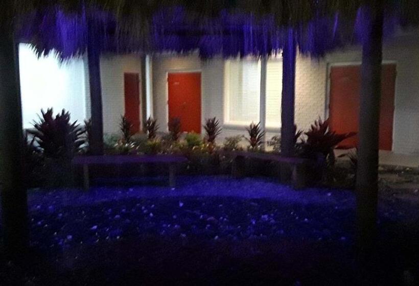 هتل Vero Beach Inn & Suites Vero Beach I 95
