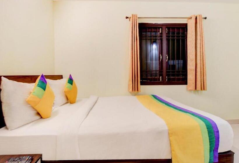 Itsy Hotels Royal Monarch