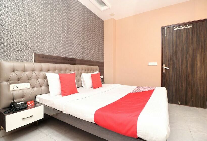هتل Sukh Regency By Oyo Rooms