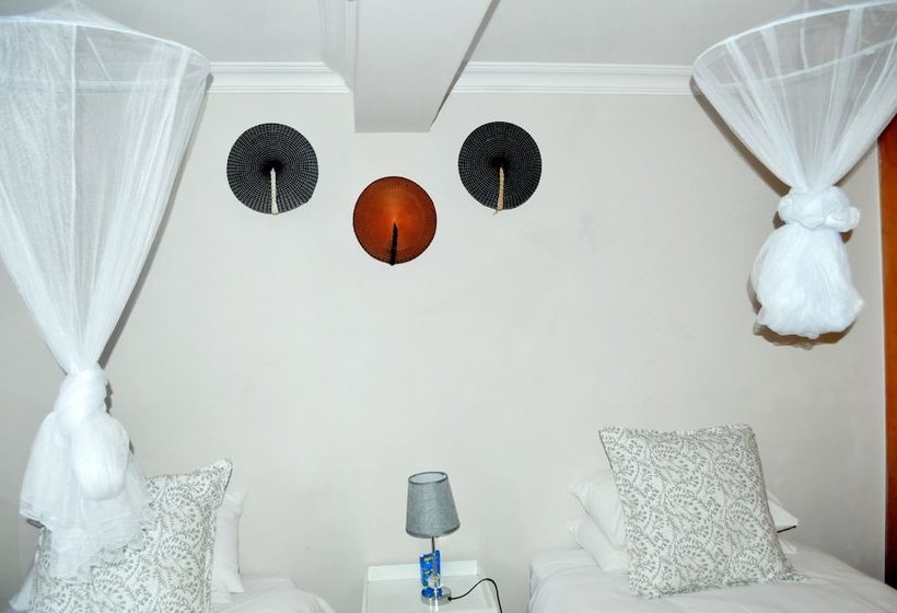 Fever Tree Manor
