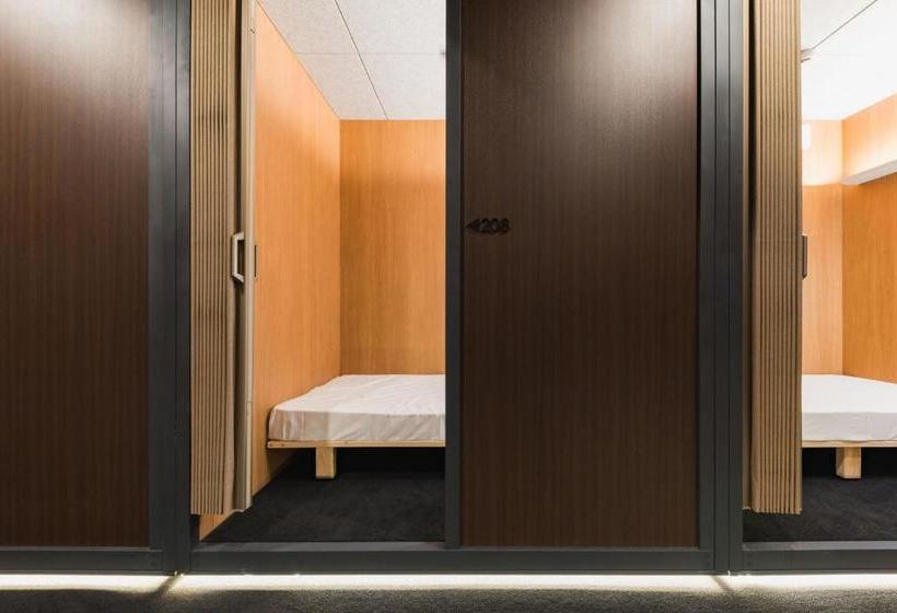 カプセルホテル Frontier Inn Kashiwa Tanaka  Caters To Men
