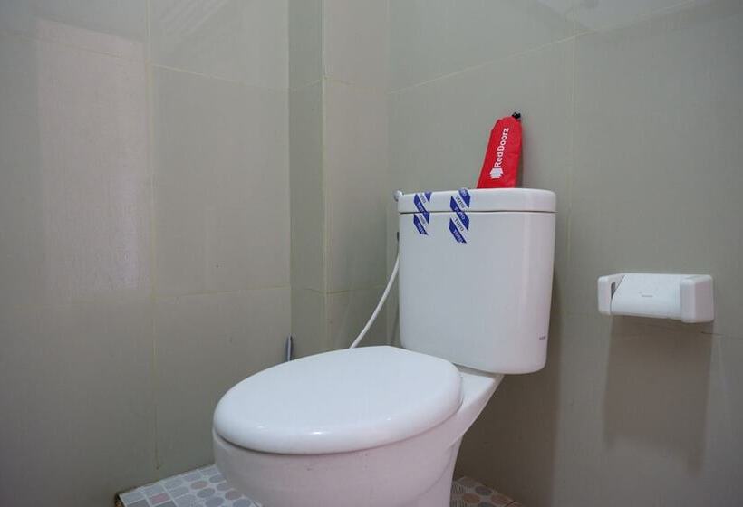 پانسیون Reddoorz Near Bolu Toraja