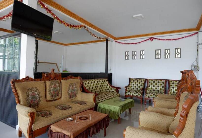 پانسیون Reddoorz Near Bolu Toraja