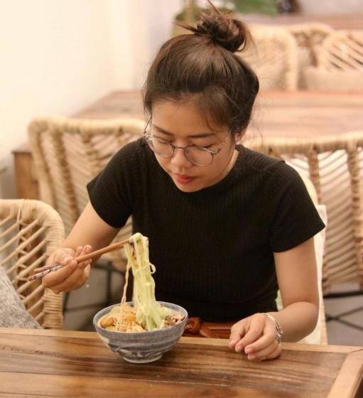 פנסיון Sacred Lotus   Vegan Café X Hostel