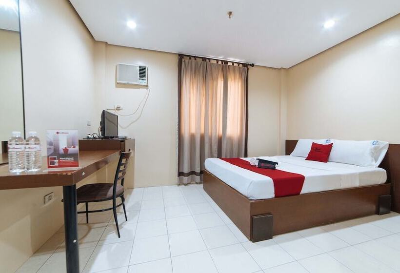 ホテル Reddoorz Near Olongapo Bus Terminal