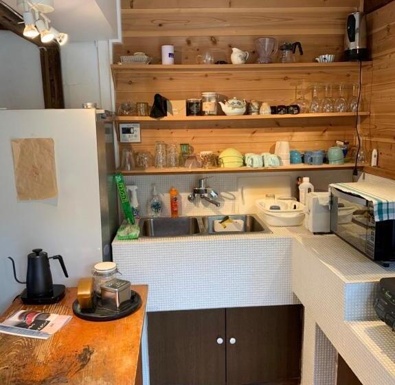 پانسیون Little Bird Inn 旧minato Guesthouse