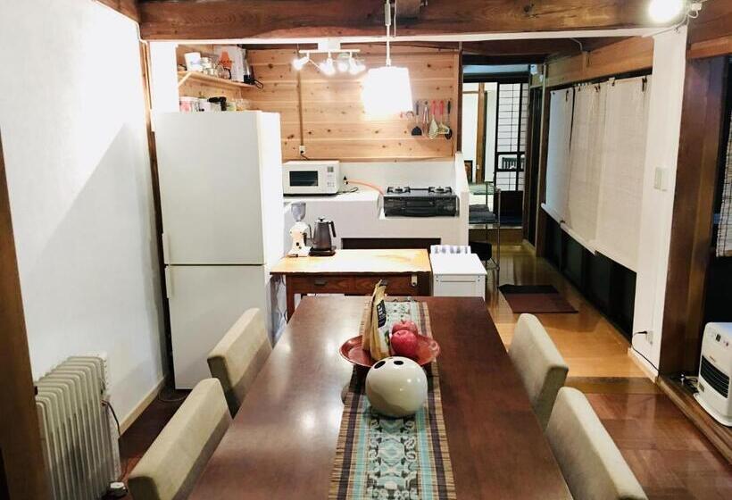 پانسیون Little Bird Inn 旧minato Guesthouse