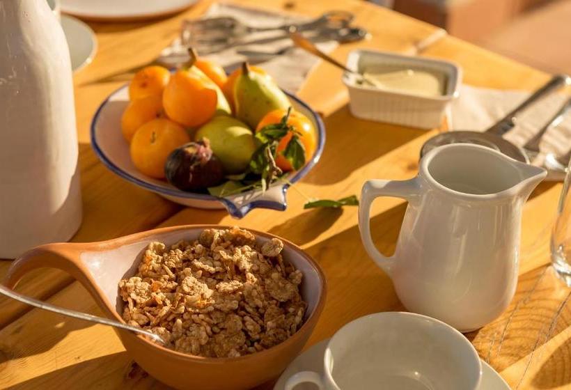 בית מלון כפרי Masseria Sardo