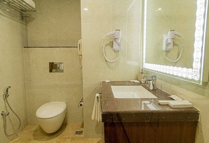 בית מלון כפרי Sobit Sarovar Portico