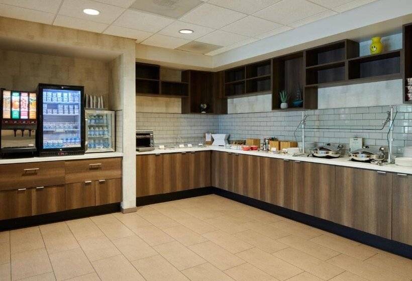 Отель Towneplace Suites By Marriott Thousand Oaks Agoura Hills