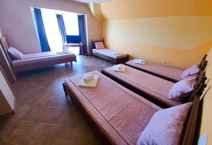 بنسيون Rooms Cristian
