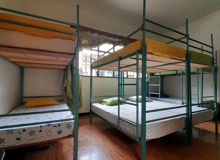 پانسیون Hostal Antonio