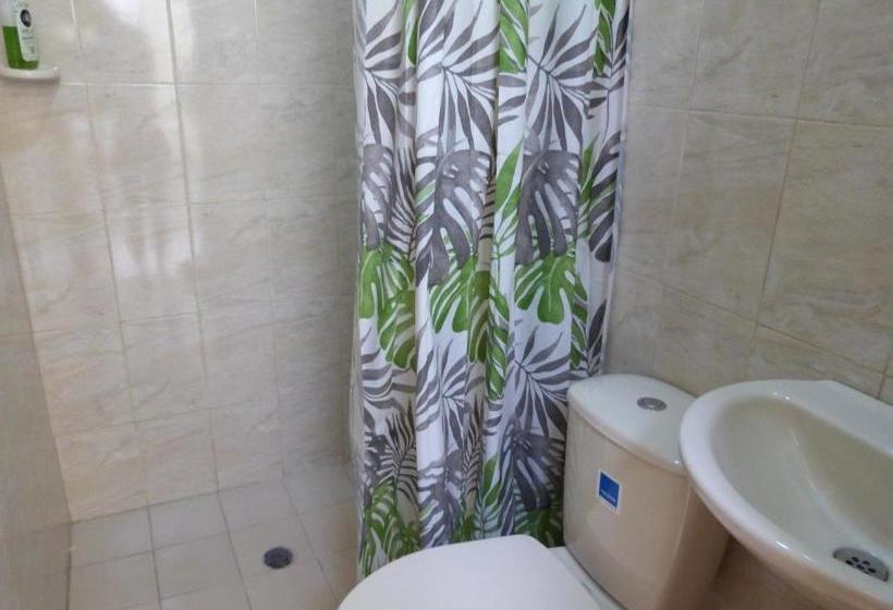 پانسیون Hostal Antonio