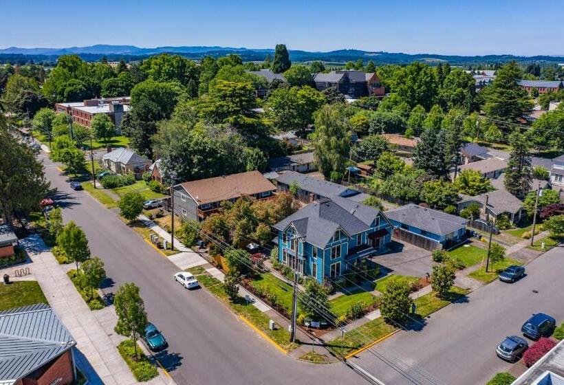 민박 Mamere's Guest House