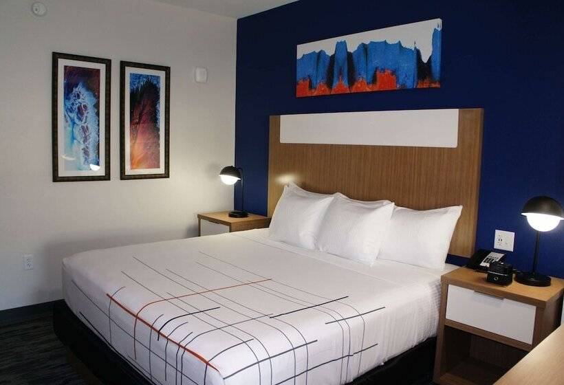 هتل La Quinta Inn & Suites Katy Mills By Wyndham Katy