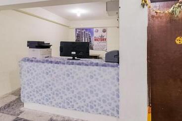 هتل Oyo 46726 Victory Grand