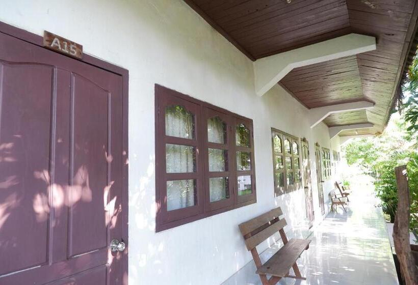 Отель Song Lao Guesthouse