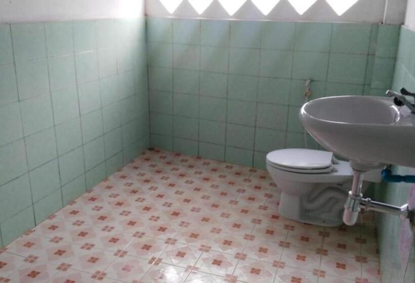 Отель Song Lao Guesthouse
