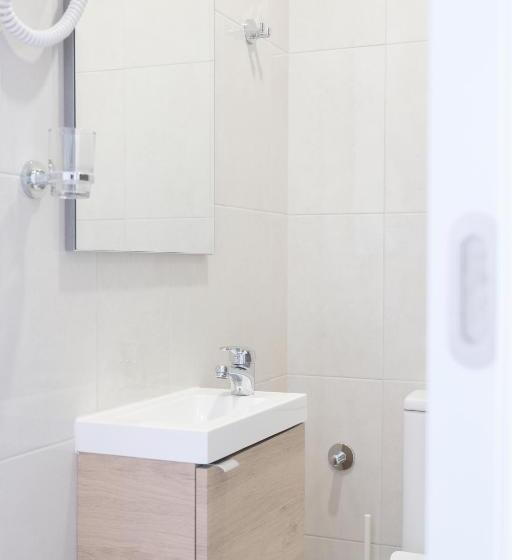پانسیون 4u Lisbon Suites & Guesthouse Vii Airport