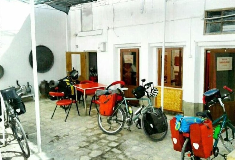 פנסיון History Guest House