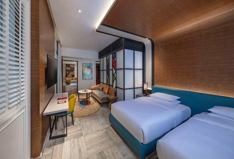 هتل Andaz Dubai The Palm