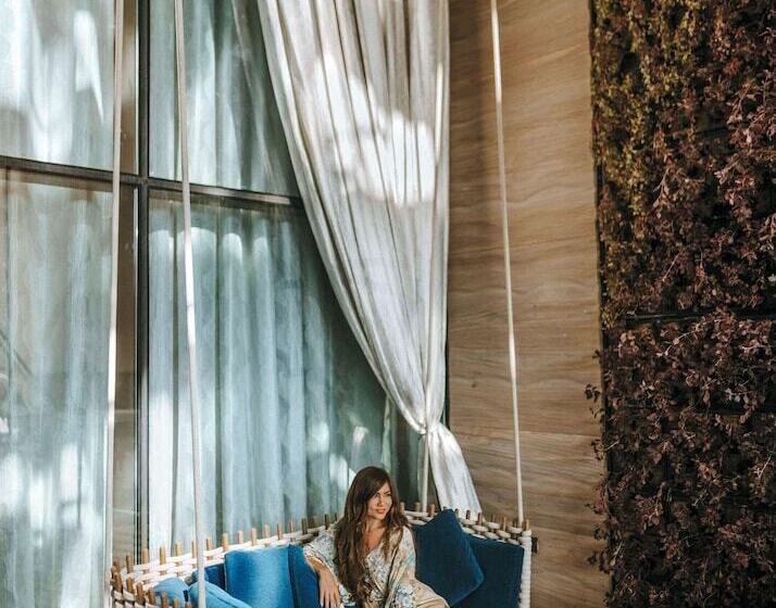 هتل Andaz Dubai The Palm