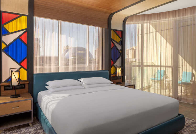 هتل Andaz Dubai The Palm