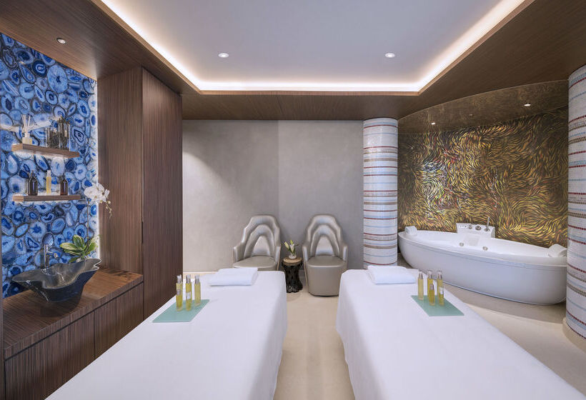 هتل Andaz Dubai The Palm