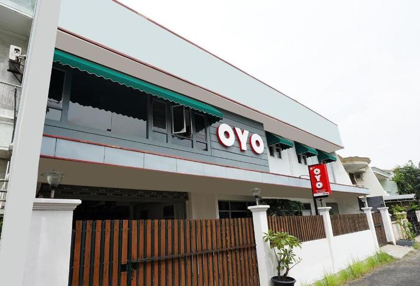 Hotel Darmo Permai Guesthouse By Oyo Rooms