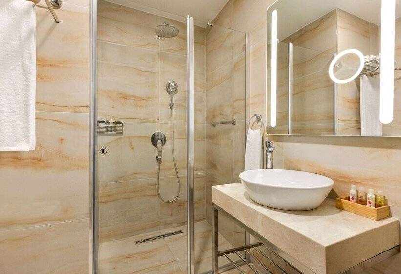 Fotos del hotel Ramada Encore By Wyndham Istanbul Basin Express:  15