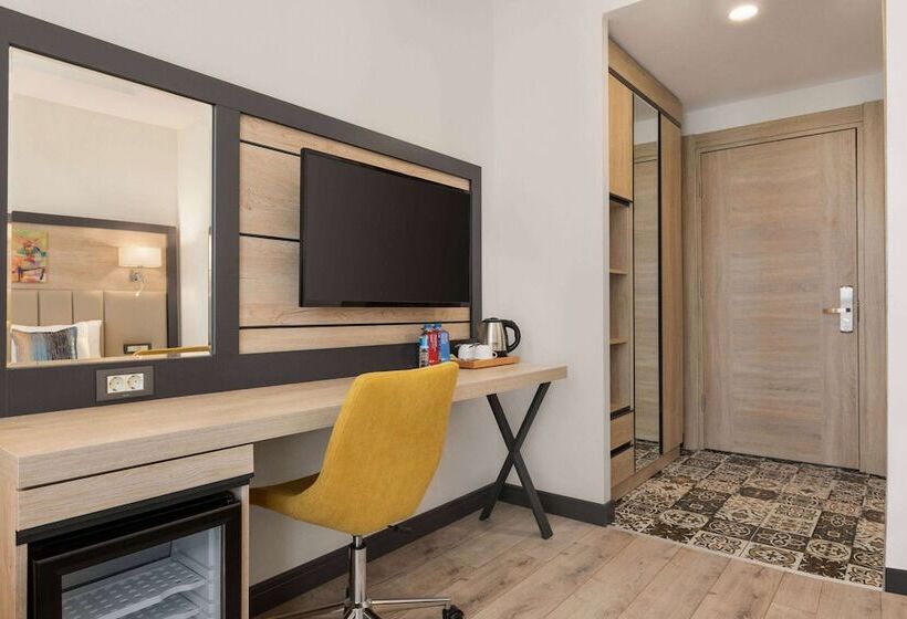 Fotos del hotel Ramada Encore By Wyndham Istanbul Basin Express:  13