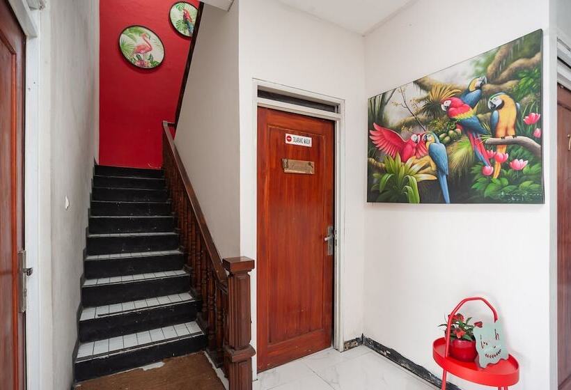 پانسیون Mega Stay Near Mall Kelapa Gading